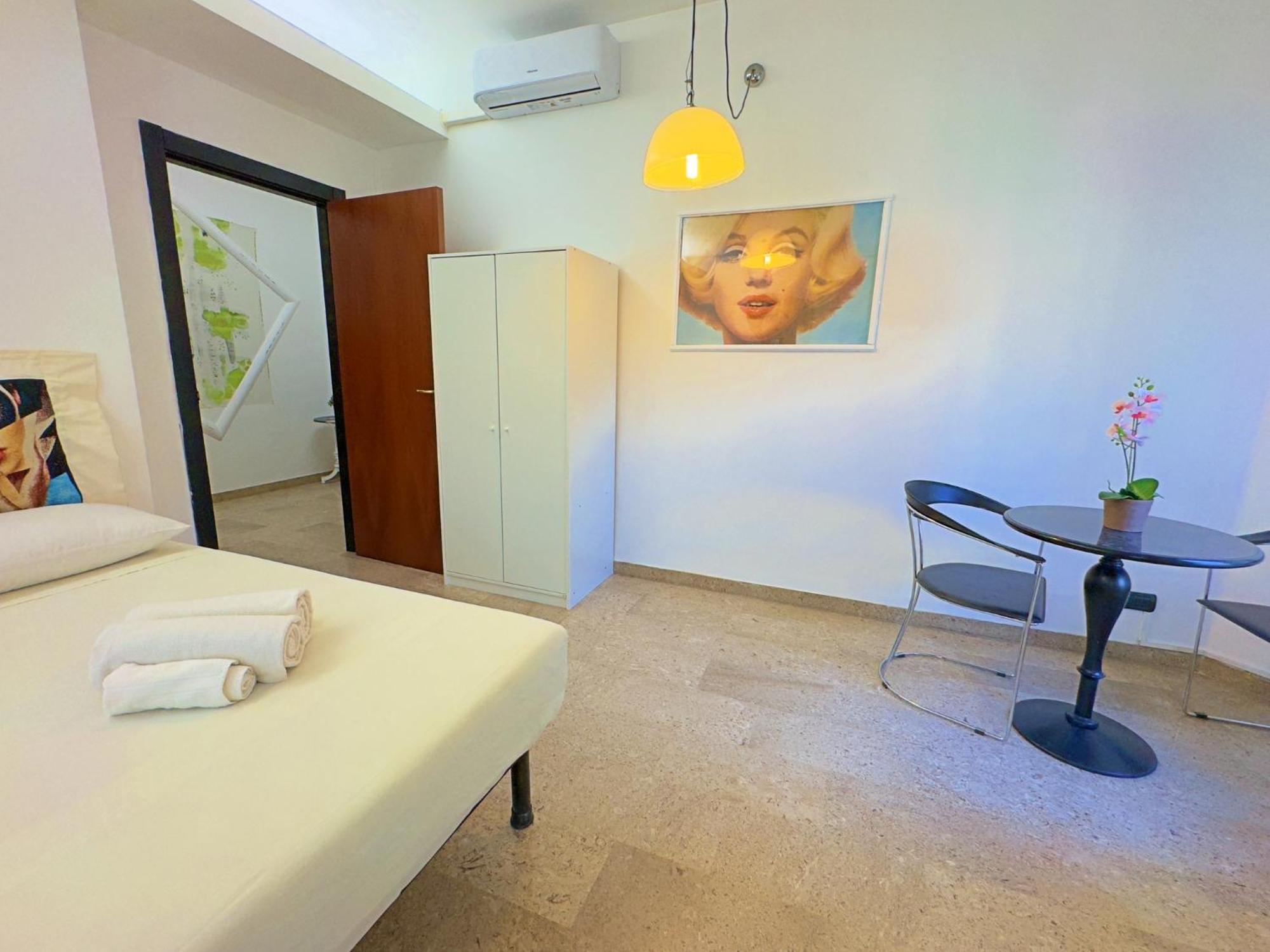 Appartme Guest House Doria 17 Milaan Buitenkant foto