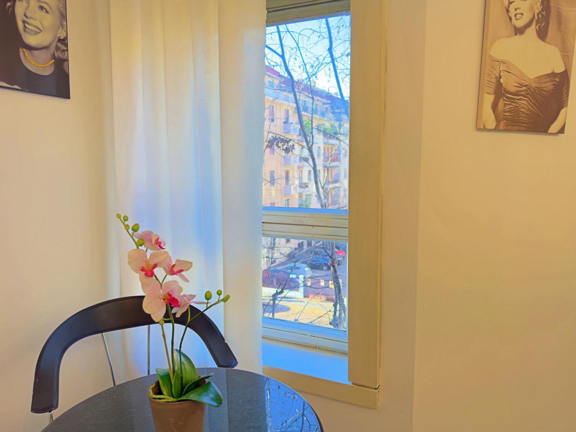 Appartme Guest House Doria 17 Milaan Buitenkant foto